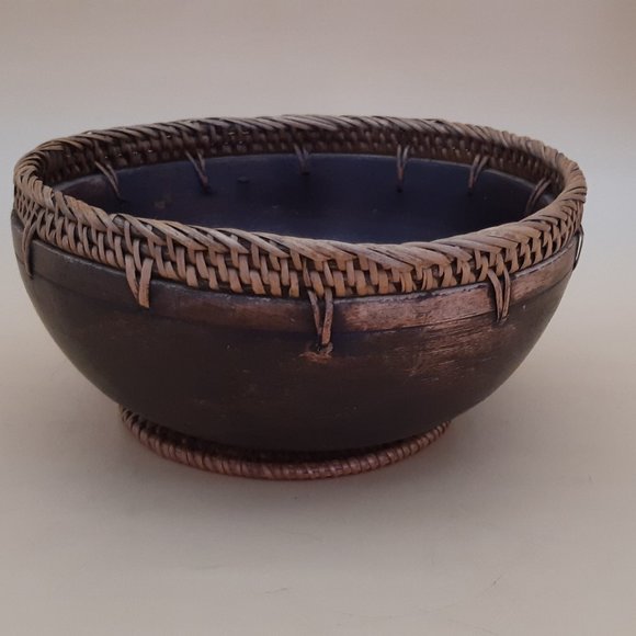 3 wood and Rattan Bowls Plus Coasters - Picture 4 of 11